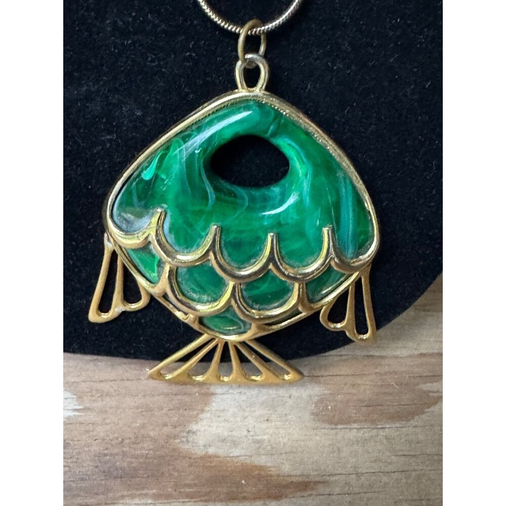 Vintage Green Fish Pendant Necklace With Gold-Tone Detailing